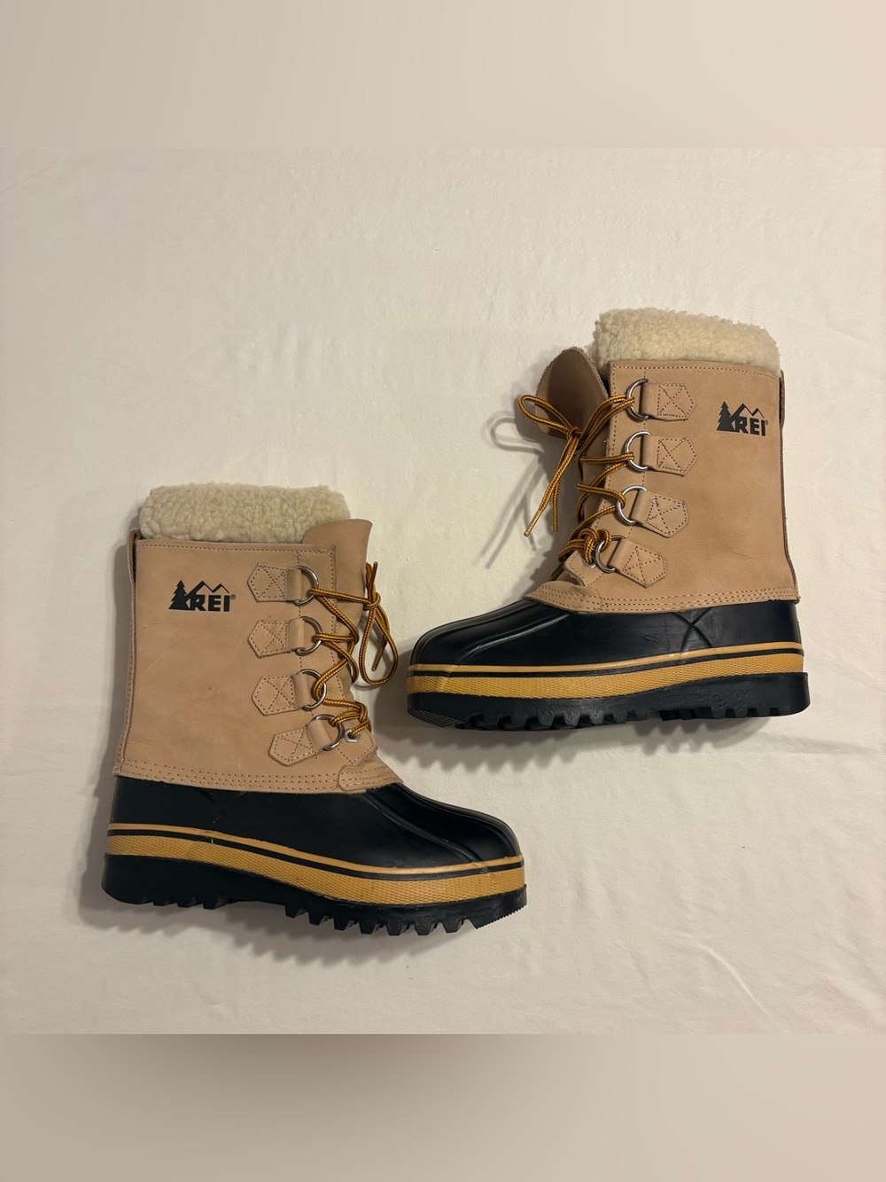 Vintage REI Co-Op PAC Snow Boots Men’s 7W Women’s 8 1/2 Tan Leather Duck Boots